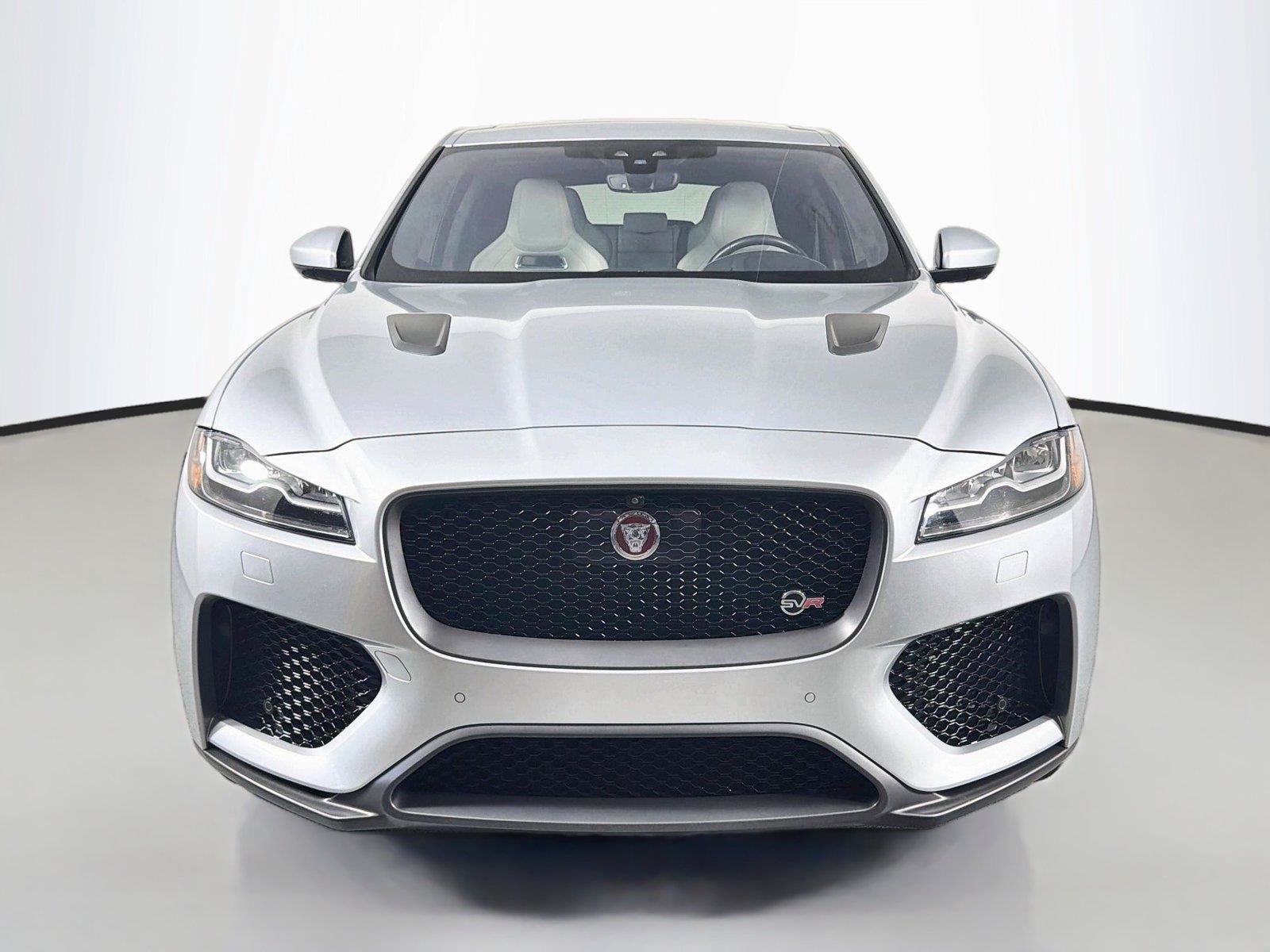 Used 2020 Jaguar F-PACE SVR AWD/4WD image 2