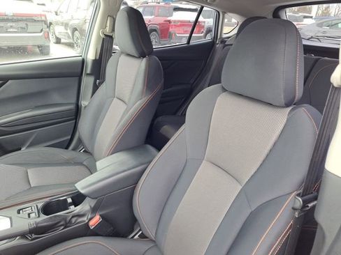 Used 2023 Subaru Crosstrek 2.0i Premium image 5