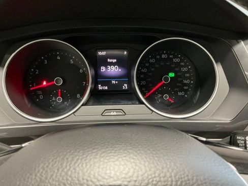Used 2019 Volkswagen Tiguan SE w/ Panoramic Sunroof Package AWD/4WD image 32