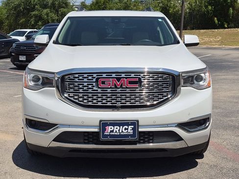 Used 2017 GMC Acadia Denali w/ Technology Package AWD/4WD image 3