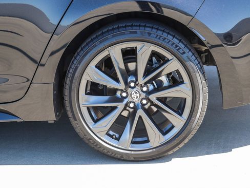 Certified 2023 Toyota Corolla SE w/ SE Premium Package FWD image 9