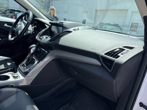 Used 2013 Ford Escape SEL FWD image 18