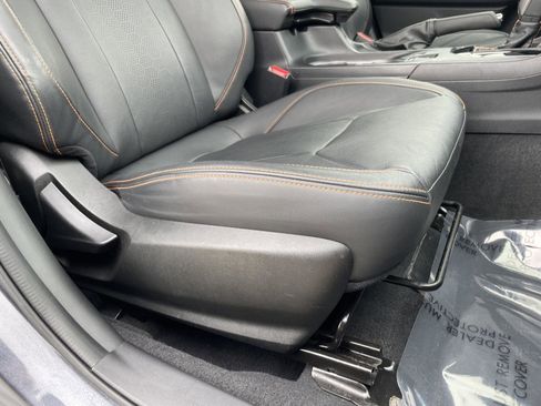 Used 2018 Subaru Crosstrek 2.0i Limited image 2