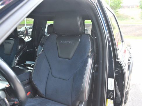 Used 2022 Ford F150 Raptor w/ Equipment Group 801A High AWD/4WD image 17