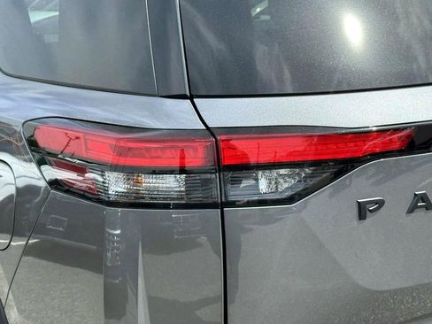 Used 2023 Nissan Pathfinder Rock Creek AWD/4WD image 11