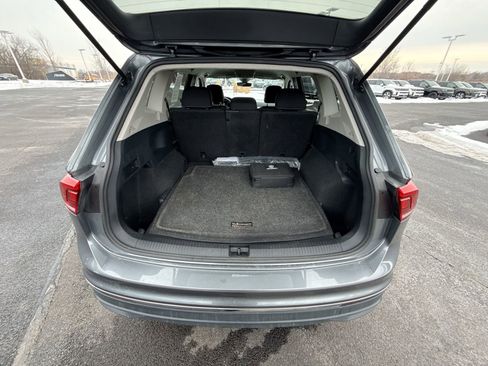 Used 2022 Volkswagen Tiguan S image 24