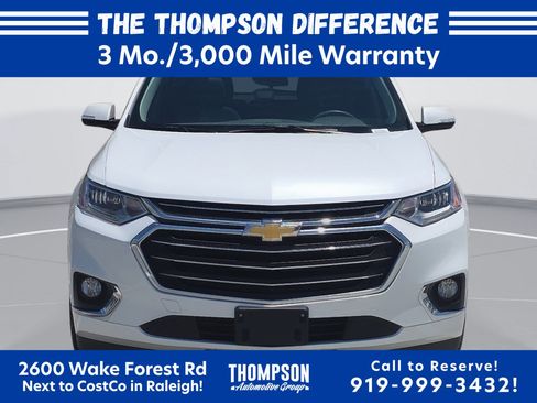 Used 2019 Chevrolet Traverse Premier w/ Driver Confidence II Package FWD image 8