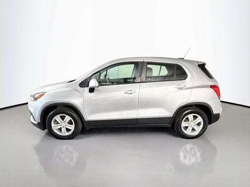 Used 2019 Chevrolet Trax LS FWD image 6