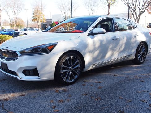 Used 2019 Kia Cadenza Technology image 3