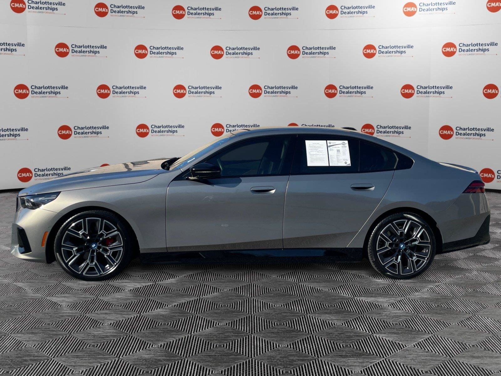 Used 2024 BMW i5 M60 w/ Premium Package AWD/4WD image 2
