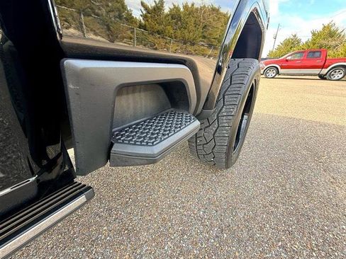 Used 2024 GMC Sierra 2500 Denali Ultimate image 15