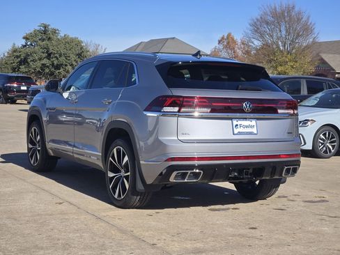 New 2026 Volkswagen Atlas Cross Sport SEL Premium R-Line image 3