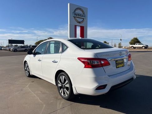 Used 2019 Nissan Sentra SV w/ Special Edition Package image 5