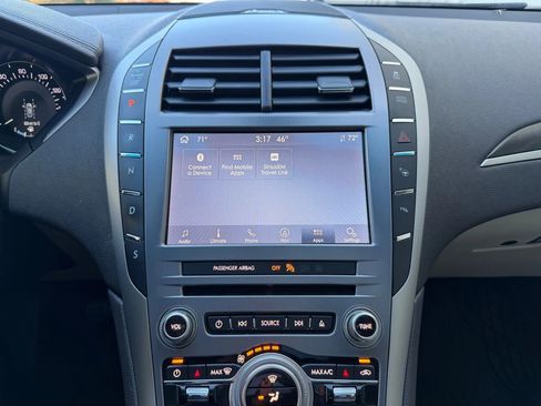 Used 2020 Lincoln MKZ Reserve w/ Elements Package image 14