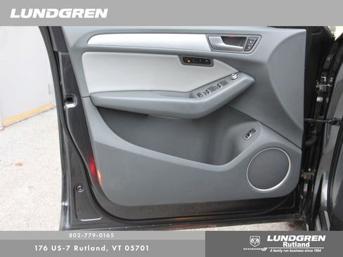 Used 2016 Audi Q5 2.0T Premium Plus image 11