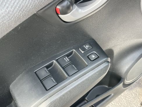 Used 2013 Honda Fit image 12