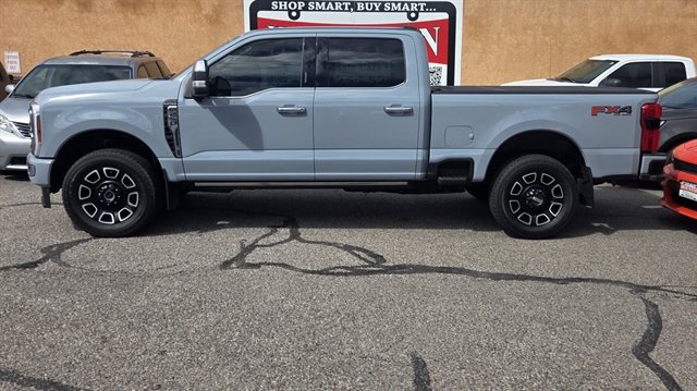 Used 2024 Ford F250 Platinum w/ FX4 Off-Road Package AWD/4WD image 1
