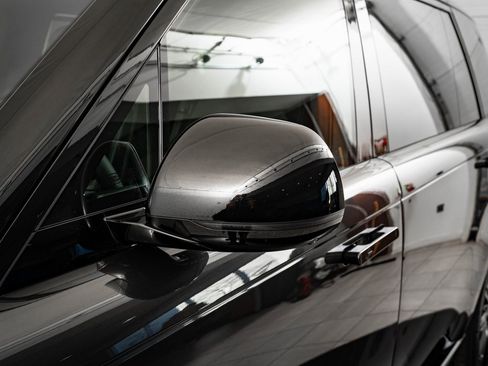 New 2026 Land Rover Range Rover Long Wheelbase SE image 14