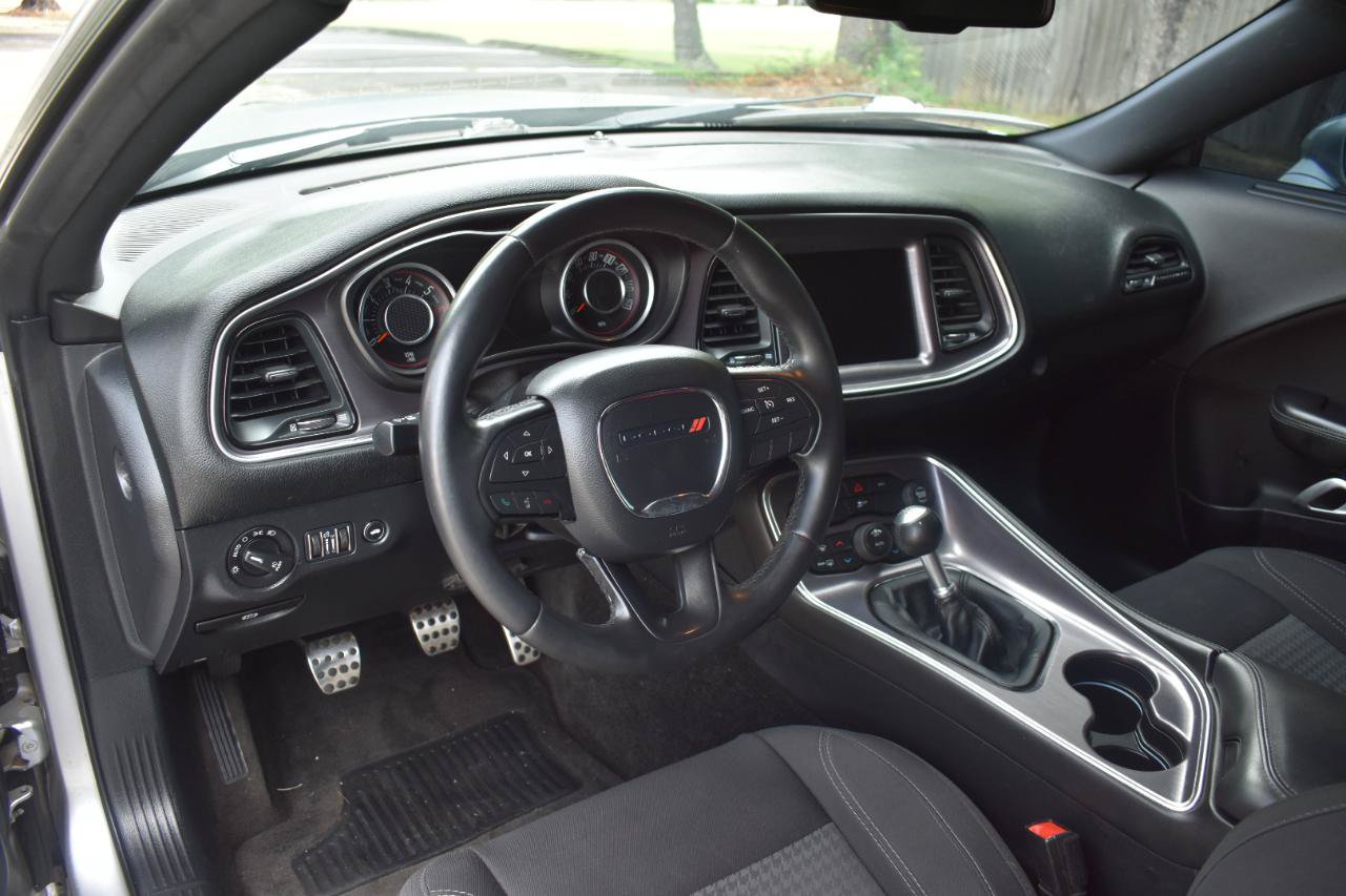 Used 2015 Dodge Challenger R/T w/ Quick Order Package 22B R/T RWD image 14