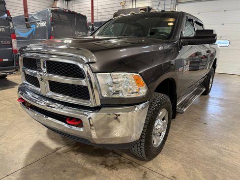 Used 2017 RAM 2500 Tradesman w/ Chrome Appearance Group image 44