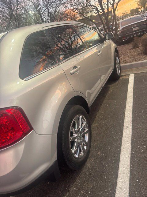 Used 2014 Ford Edge Limited AWD/4WD image 7