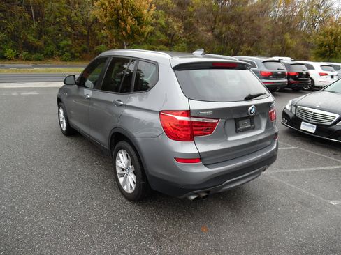 Used 2017 BMW X3 xDrive28i image 3