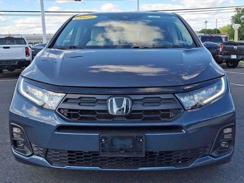 Used 2025 Honda Odyssey EX-L image 2