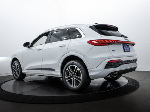 New 2025 Audi Q5 Premium Plus image 5