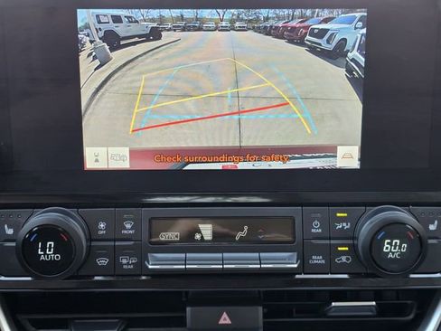 Used 2024 Toyota Grand Highlander XLE image 12