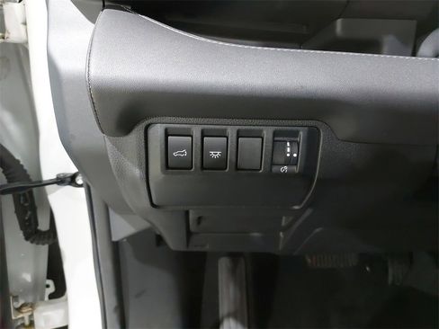 Used 2023 Subaru Ascent Limited image 27