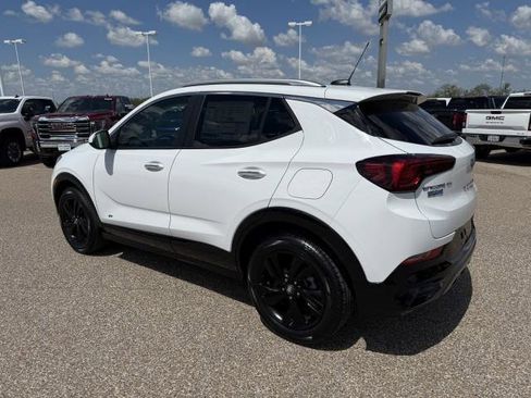 New 2026 Buick Encore GX Sport Touring image 6