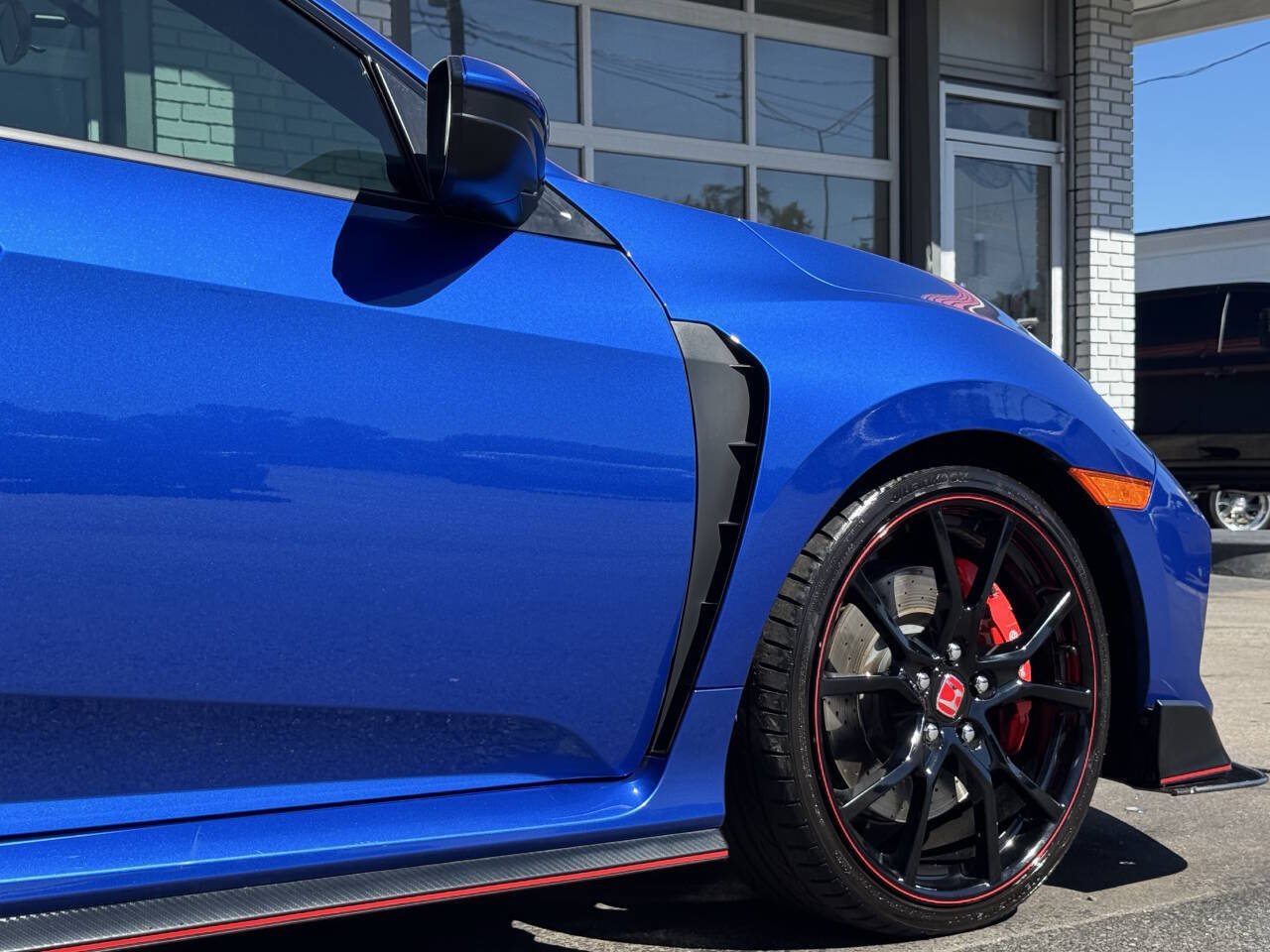Used 2018 Honda Civic Type R image 11