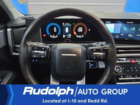 Used 2025 Hyundai Santa Fe SEL FWD image 16