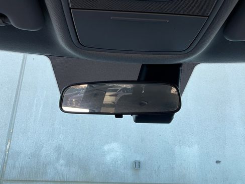 Used 2025 Kia Soul LX w/ LX Technology Package image 16