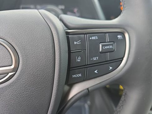 Used 2023 Lexus UX 250h 250h Base image 19