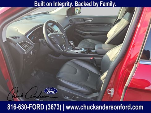 Used 2017 Ford Edge Titanium w/ Equipment Group 301A image 6