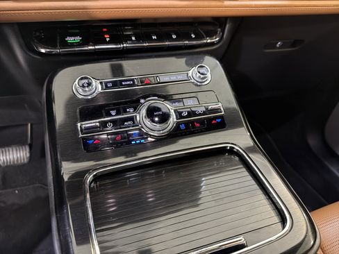 Used 2022 Lincoln Nautilus Black Label image 20