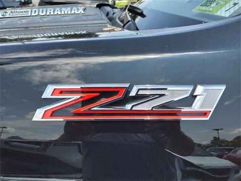 Used 2021 Chevrolet Silverado 3500 LTZ w/ LTZ Plus Package image 27