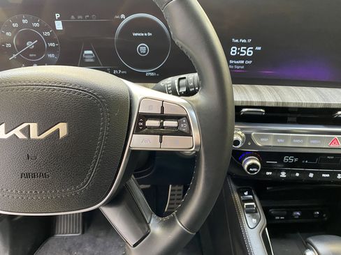 Used 2024 Kia Telluride SX w/ Towing Package image 35