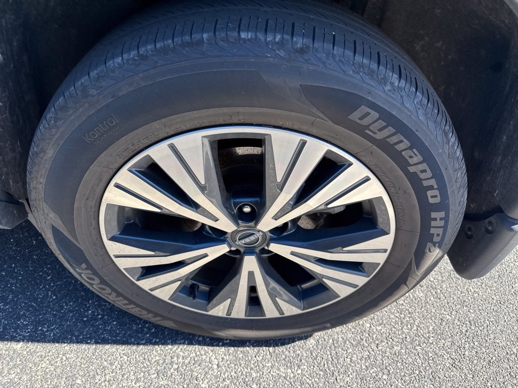 Certified 2023 Nissan Rogue SV w/ SV Premium B Package AWD/4WD image 8