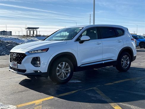 Used 2019 Hyundai Santa Fe SEL image 5