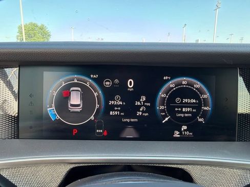 Used 2025 Volkswagen Tiguan S FWD image 12