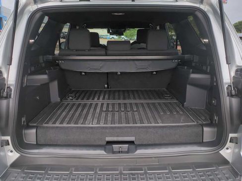 Used 2025 Toyota 4Runner TRD Off-Road AWD/4WD image 25