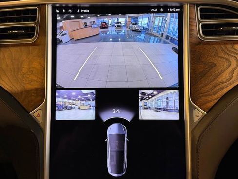 Used 2017 Tesla Model X 90D image 37