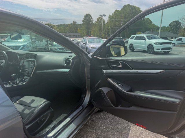 Used 2019 Nissan Maxima 3.5 SL w/ Floor Mat Group FWD image 20