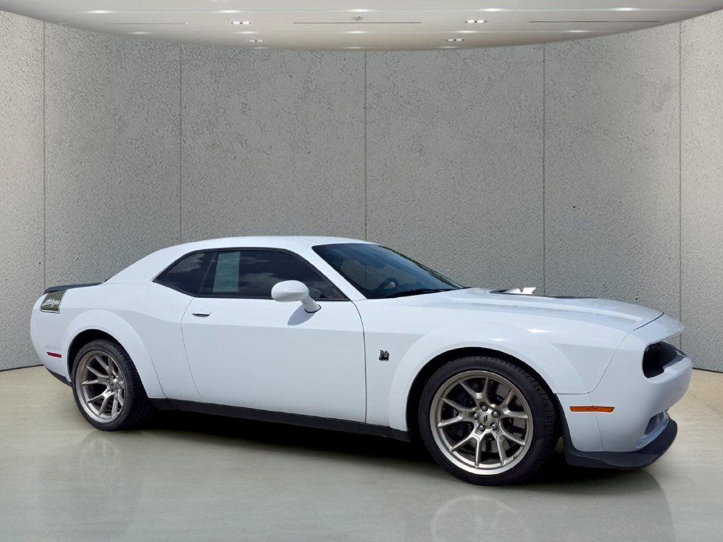 Used 2023 Dodge Challenger R/T Scat Pack RWD image 3