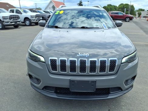 Used 2020 Jeep Cherokee Latitude Plus w/ Cold Weather Group AWD/4WD image 2