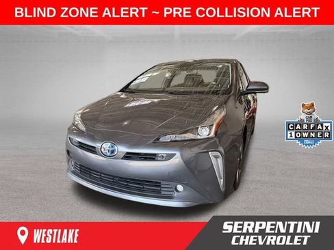 Used 2022 Toyota Prius XLE FWD image 1