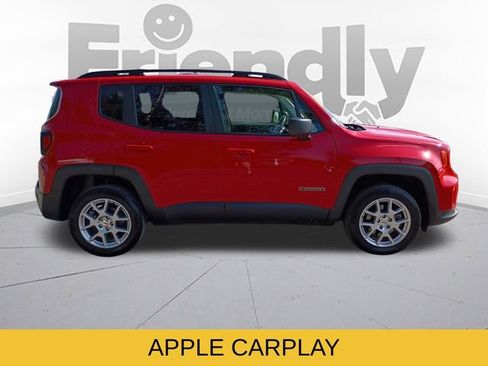 Used 2023 Jeep Renegade Latitude w/ Premium Group AWD/4WD image 4