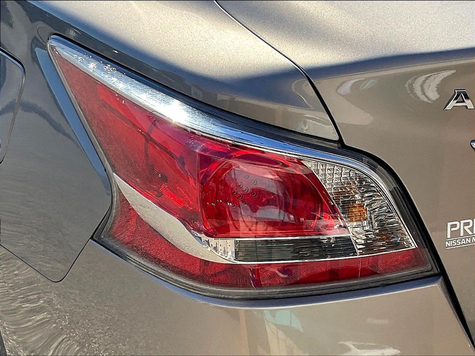 Used 2015 Nissan Altima 3.5 SL FWD image 25